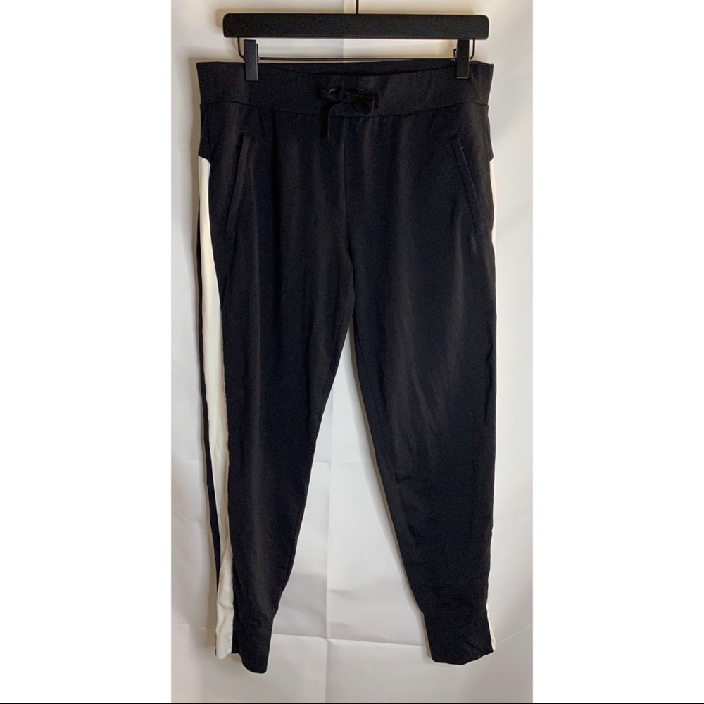 Athleta Metro Track Jogger Black White Size M - Picture 4 of 8